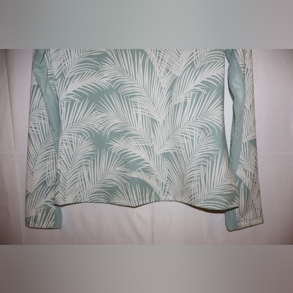 Tommy Bahama Half Zip Island Green Palm Sweatshirt w/Partially Mesh Sleeves. NWT - Picture 4 of 13
